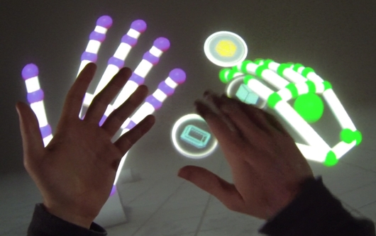 Leap Motion перенацелила свою технологию на виртуальную реальность Leap Motion перенацелила свою технологию на виртуальную реальность